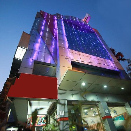 Oyo 4824 Hotel Star Kochi 外观 照片